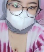 Ukhti Jilbab Cakep Nakal Sange