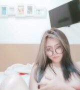 Aiko payudara ngondoy mulus